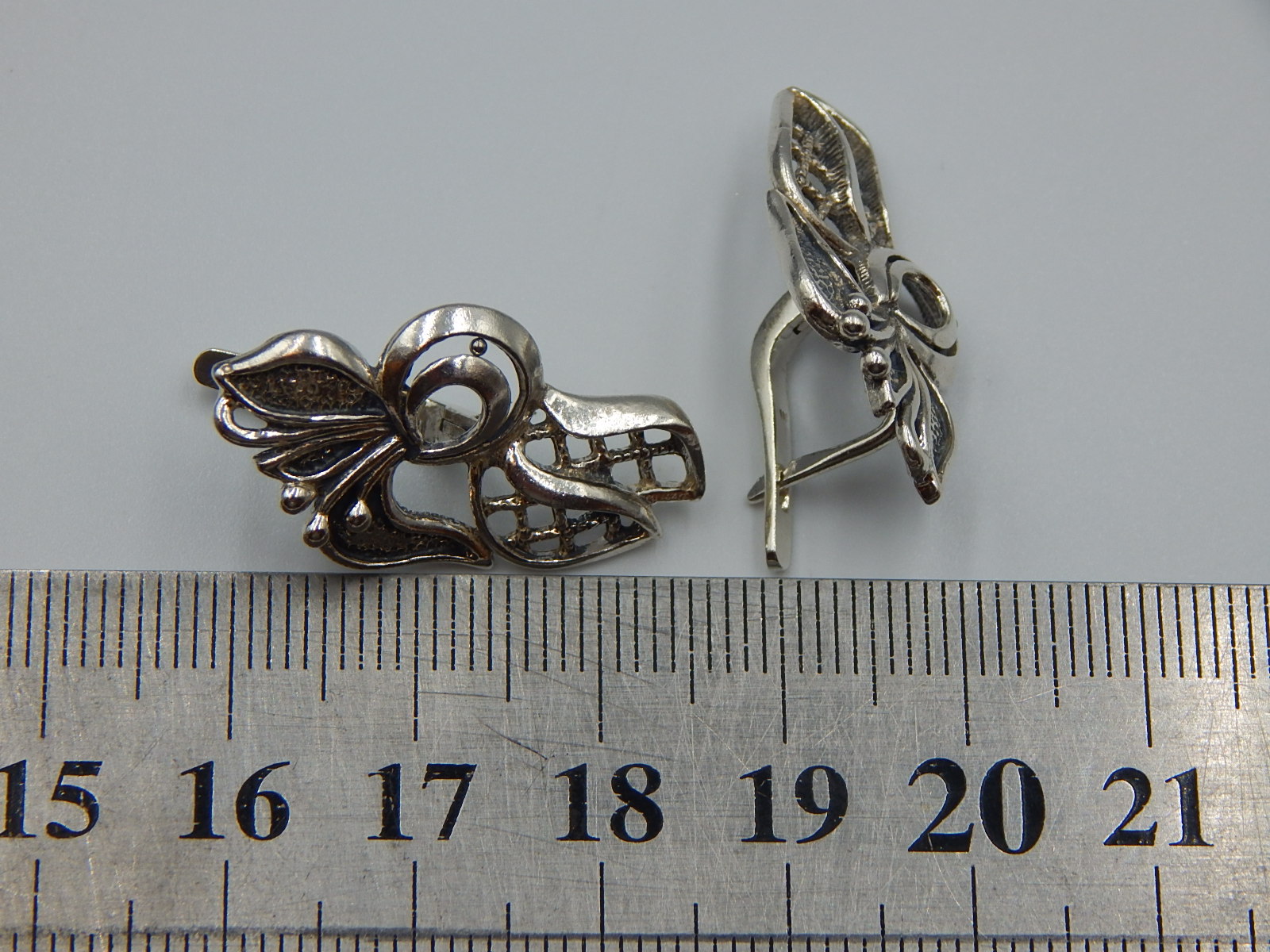 Серебряные серьги с цирконием (32559723) 5