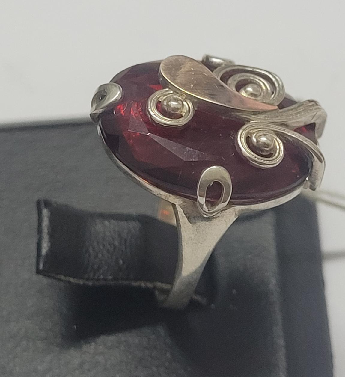 Серебряное кольцо с позолотой и цирконием (31778571) 1