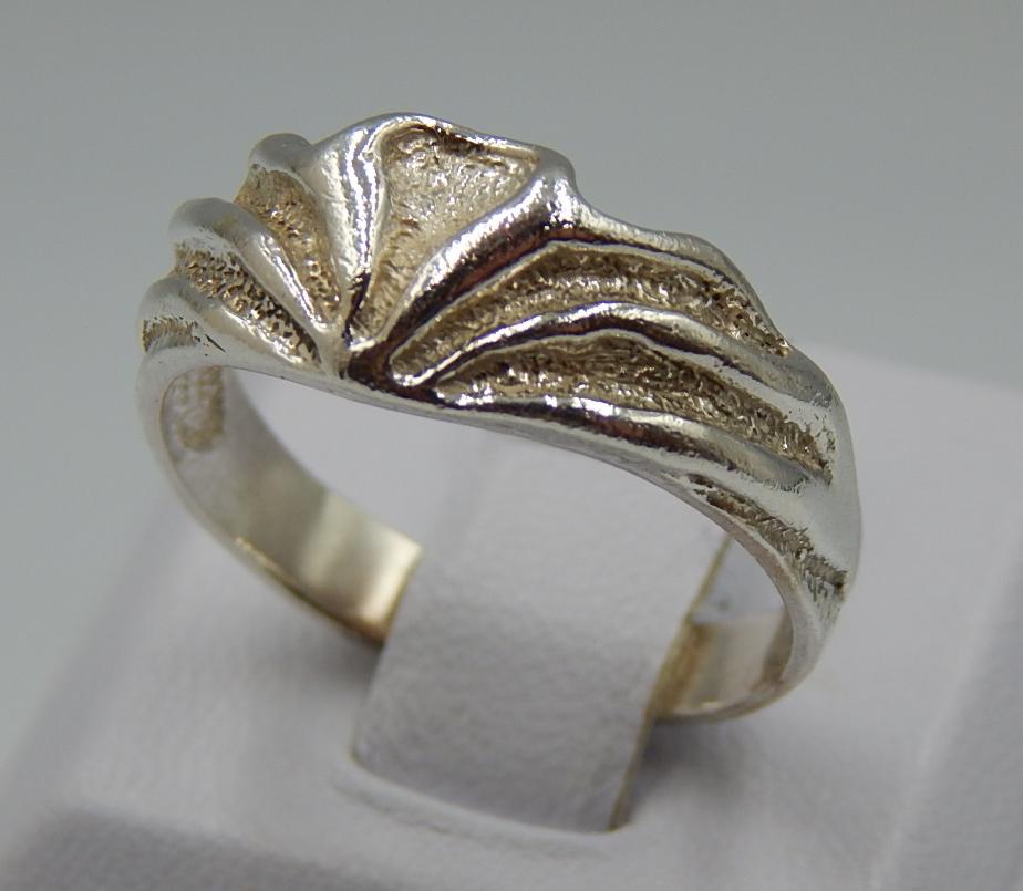 Серебряное кольцо (32440587) 1