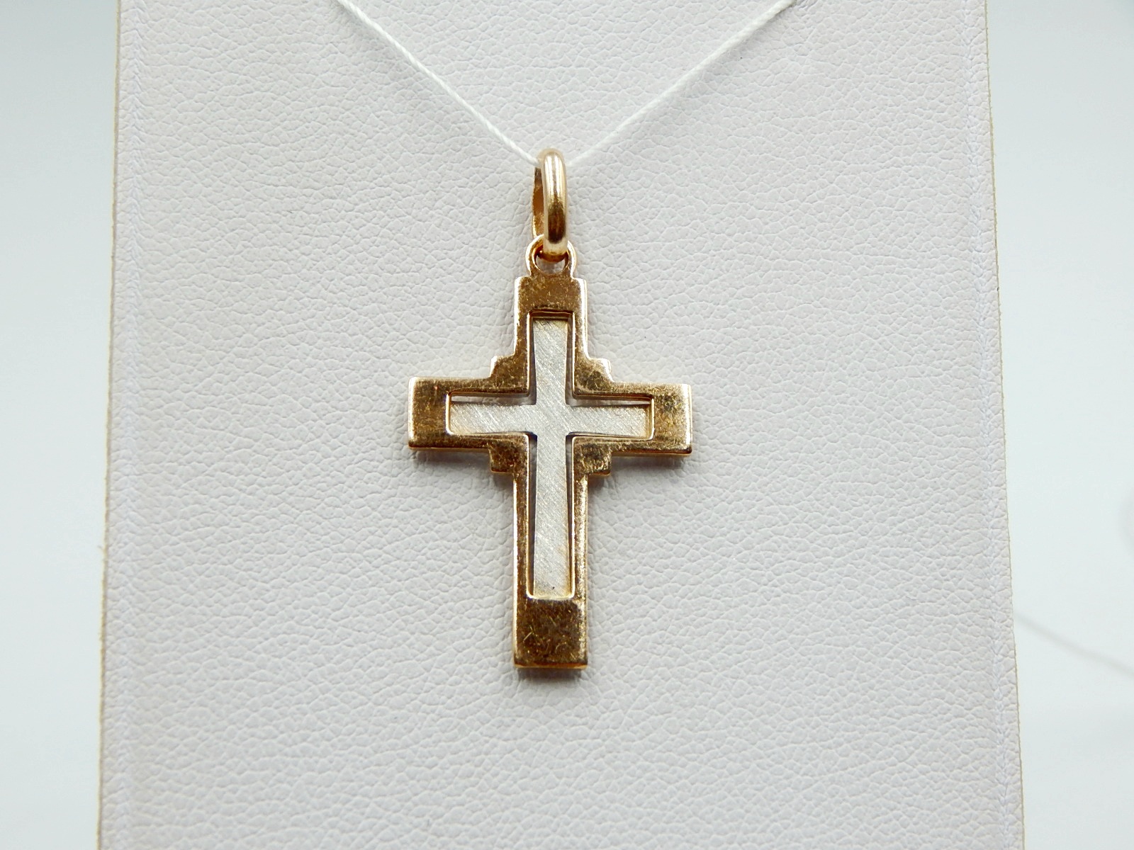 Підвіс-хрест з червоного та білого золота (32568189) 1