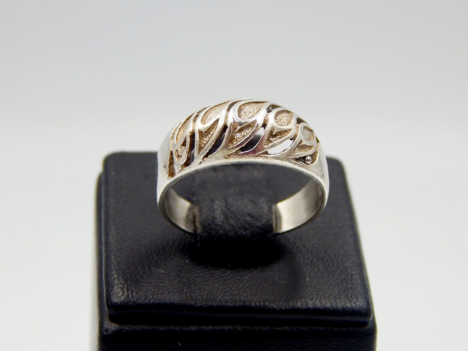 Серебряное кольцо (30490451) 1