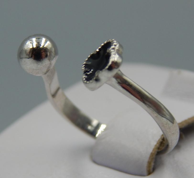 Серебряное кольцо с эмалью (32561810) 1