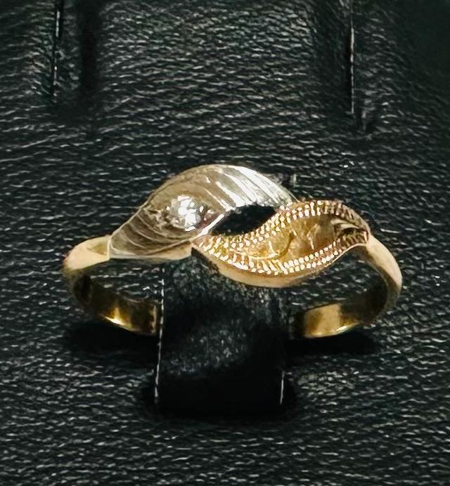 Кольцо из красного и белого золота с цирконием (33197202) 0