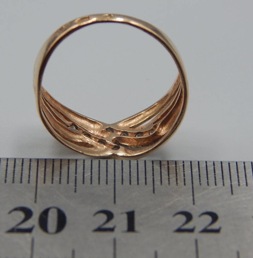 Кольцо из красного и белого золота с цирконием (31878881)  3