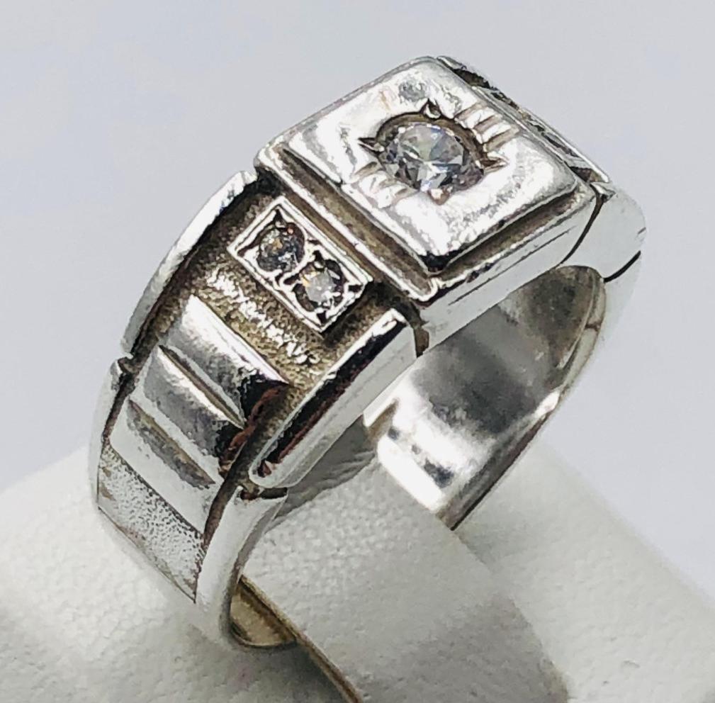 Серебряный перстень с цирконием (33379599) 0