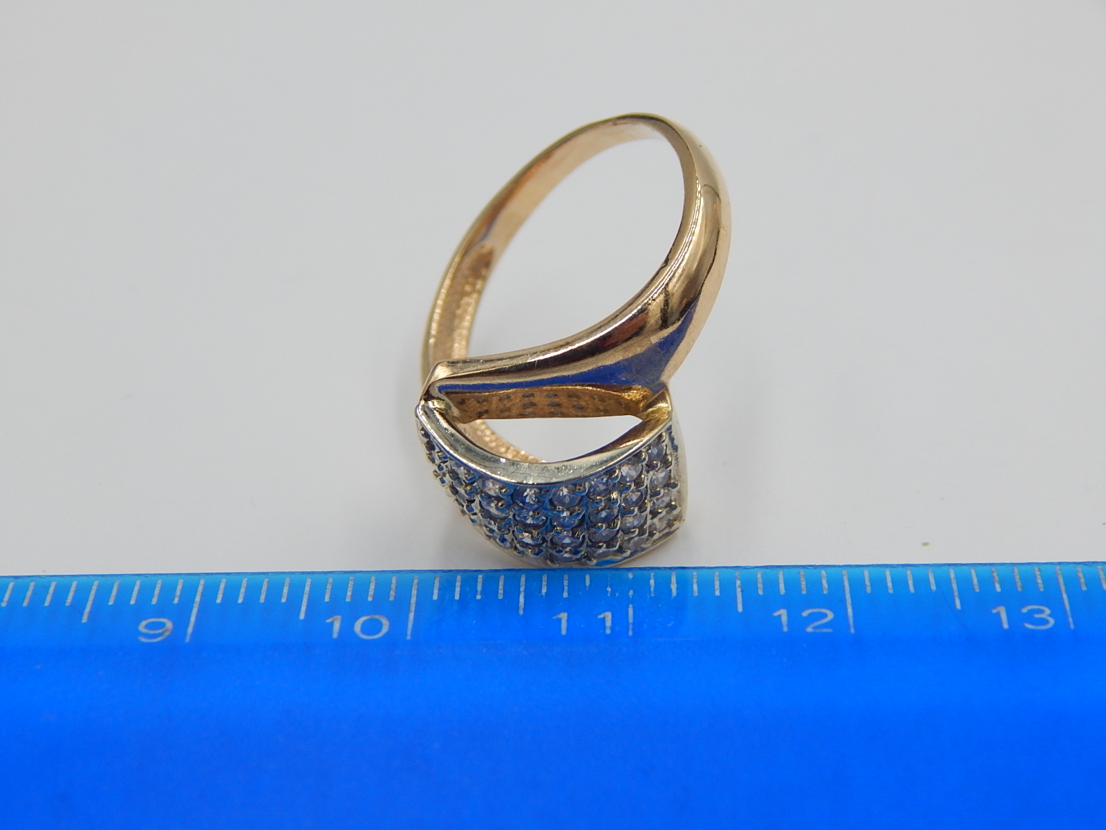 Кольцо из красного и белого золота с цирконием (30507870) 3