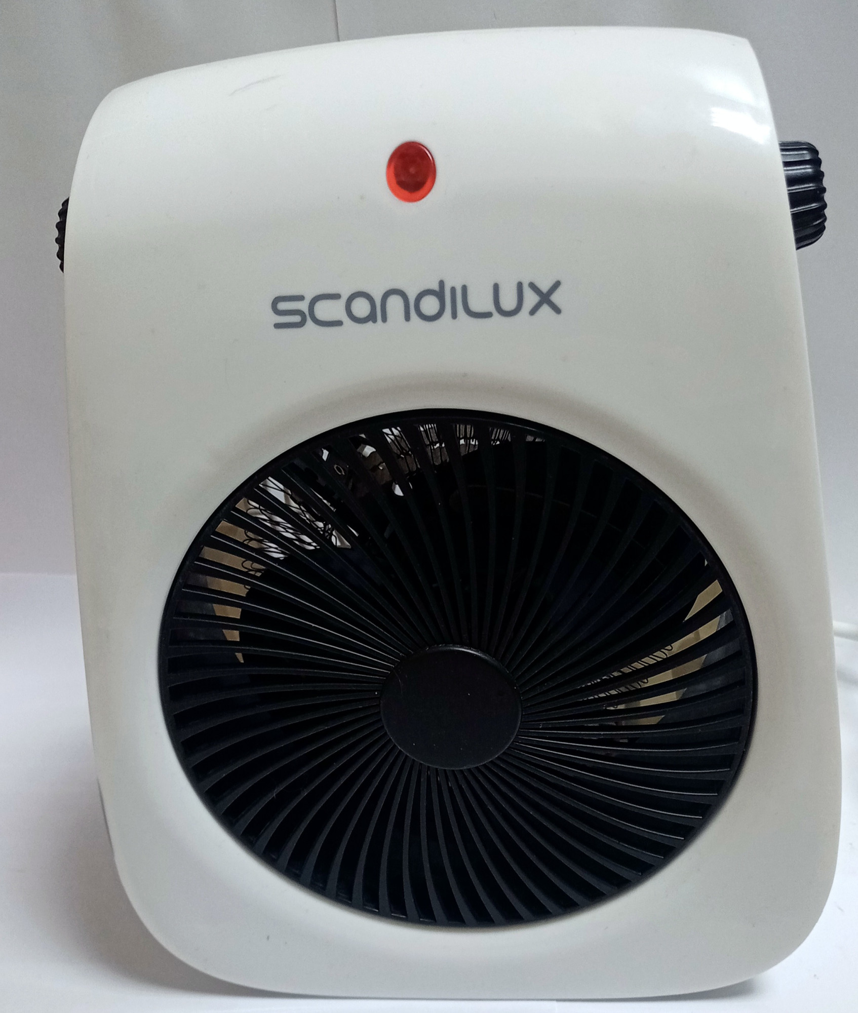 Тепловентилятор Scandilux FH 20 W 0