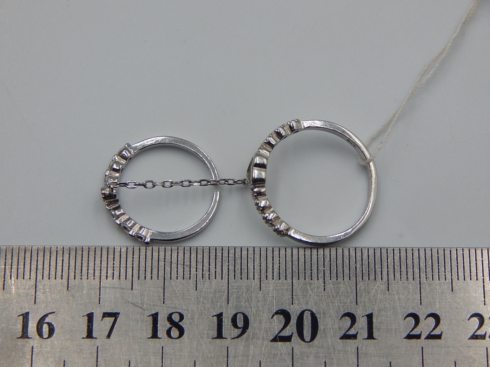 Серебряное кольцо с цирконием (33723124) 3