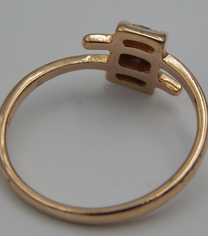 Кольцо из красного и белого золота с цирконием (28555984) 4