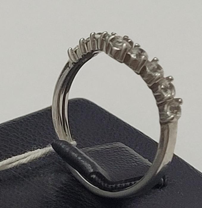Серебряное кольцо с цирконием (30513221) 1