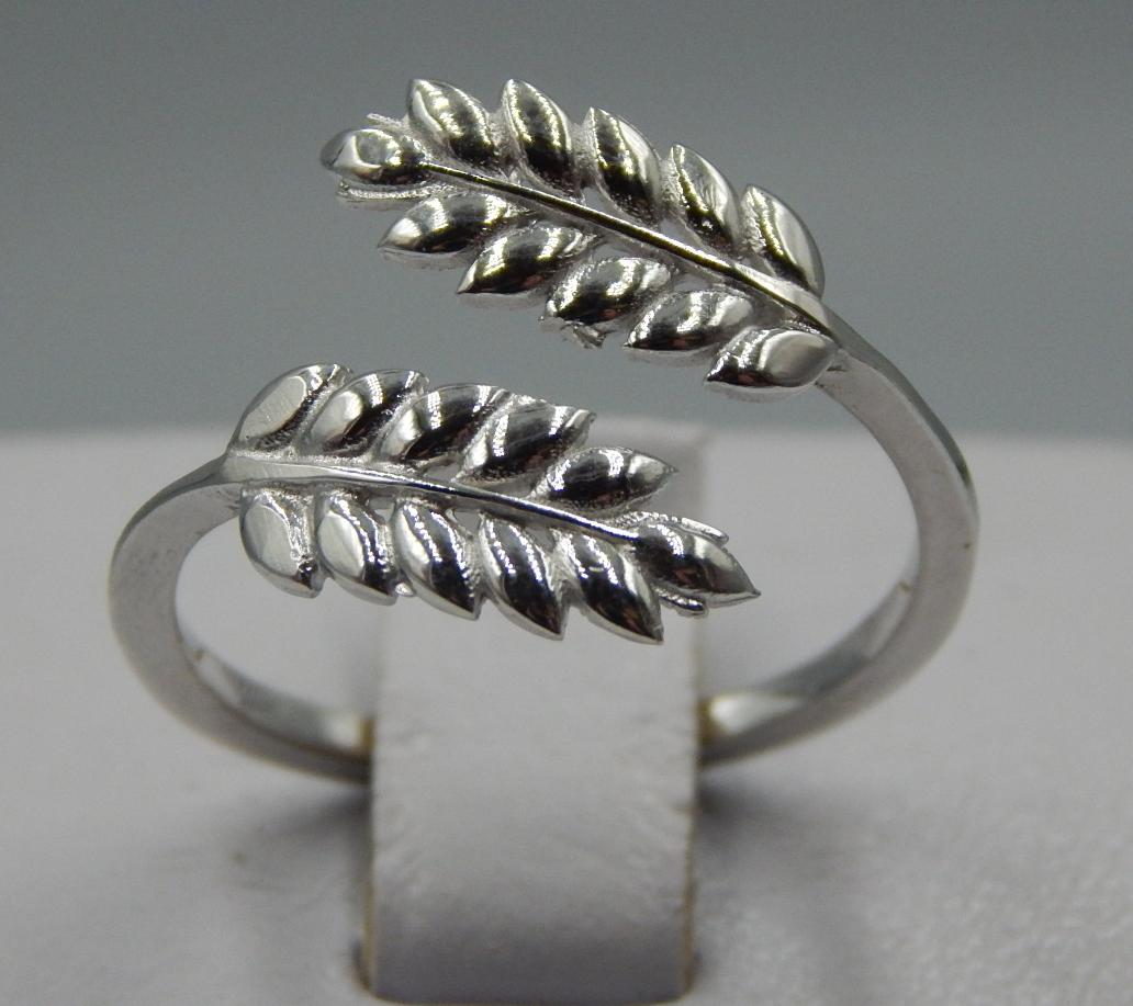 Серебряное кольцо (33015362) 0