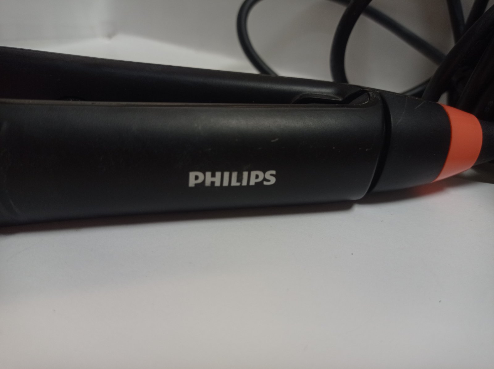 Випрямляч для волосся Philips StraightCare Essential BHS376/00 3