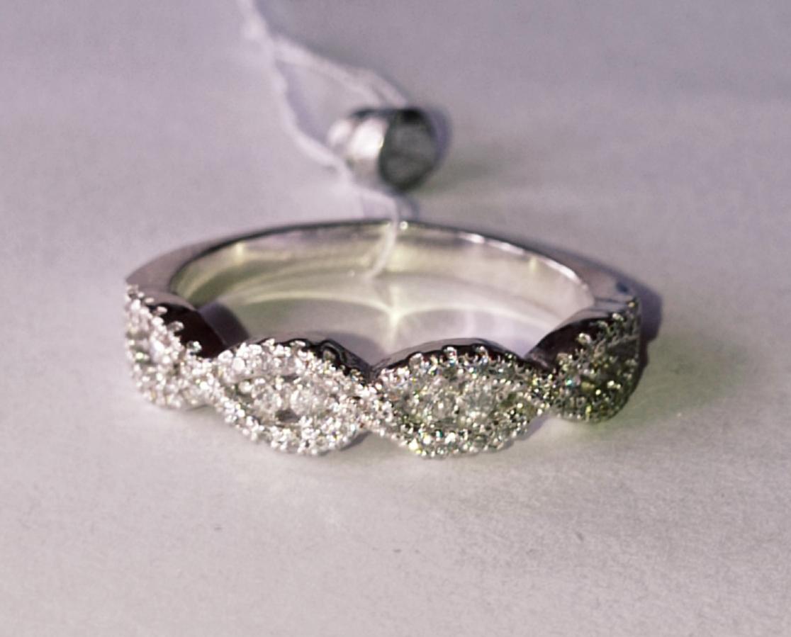 Серебряное кольцо с цирконием (15470678) 0