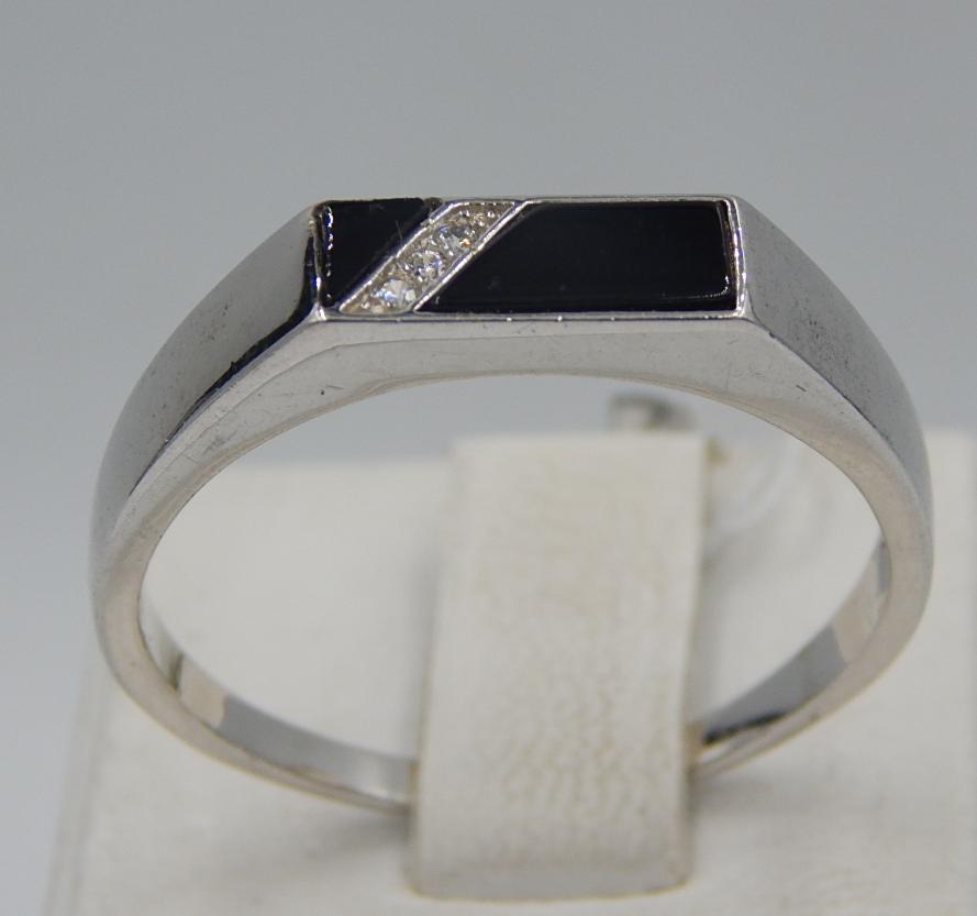 Серебряный перстень с цирконием (30828173) 0