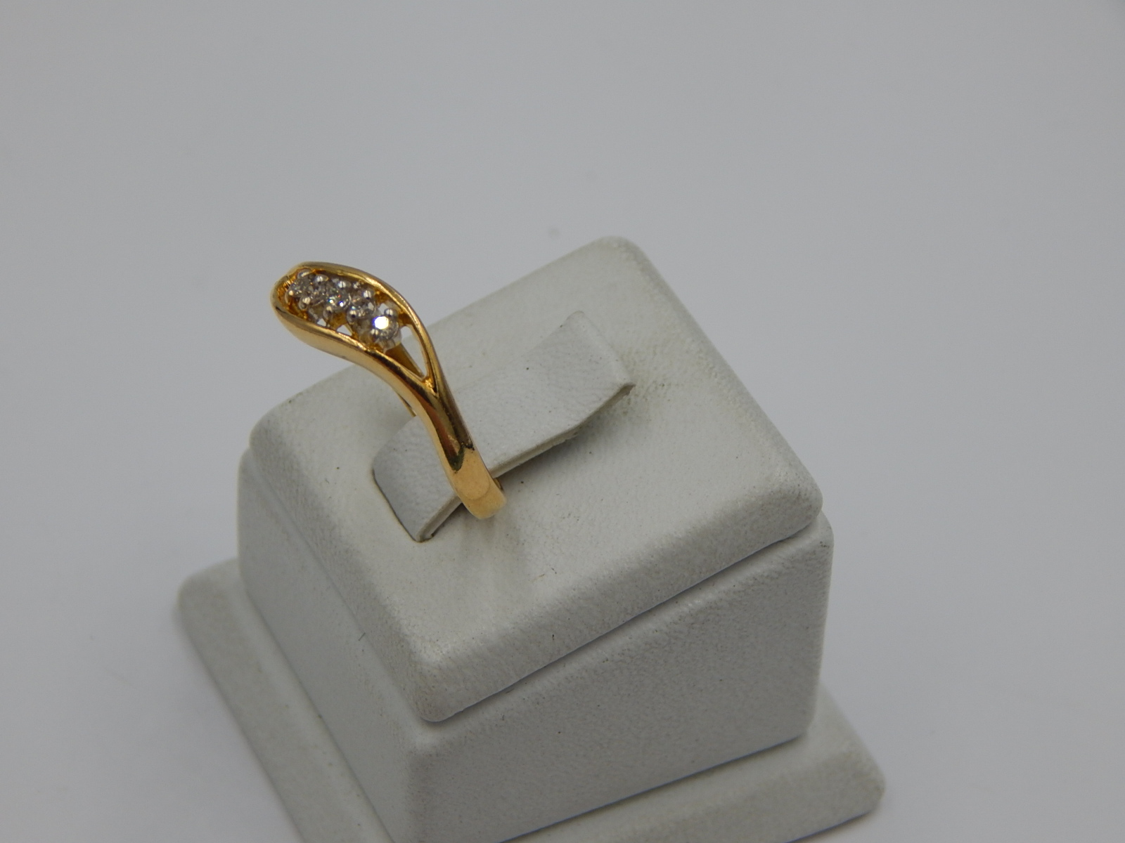 Кольцо из желтого и белого золота с бриллиантом (-ми) (31172299) 2