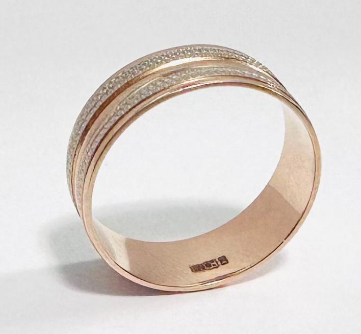 Обручальное кольцо из красного и белого золота (33197219)  4