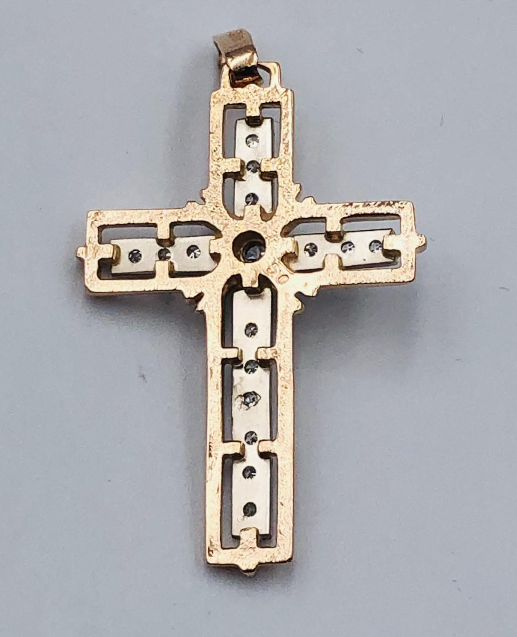 Подвес-крест из красного и белого золота с бриллиантом (-ми) (33615726) 1