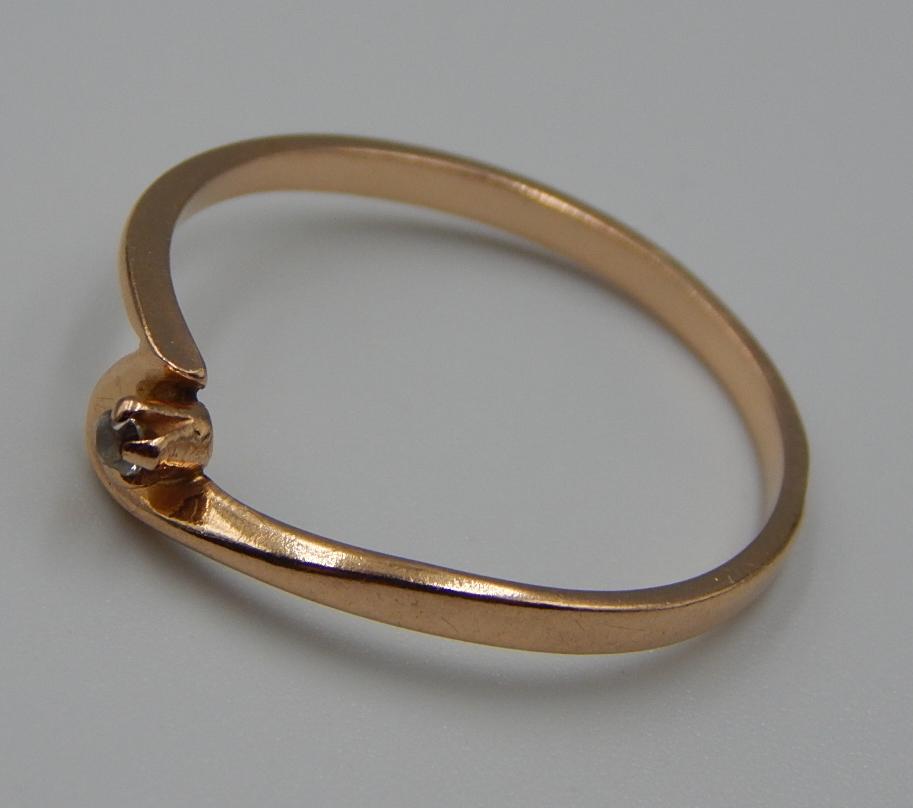 Кольцо из красного и белого золота с цирконием (32420957)  4
