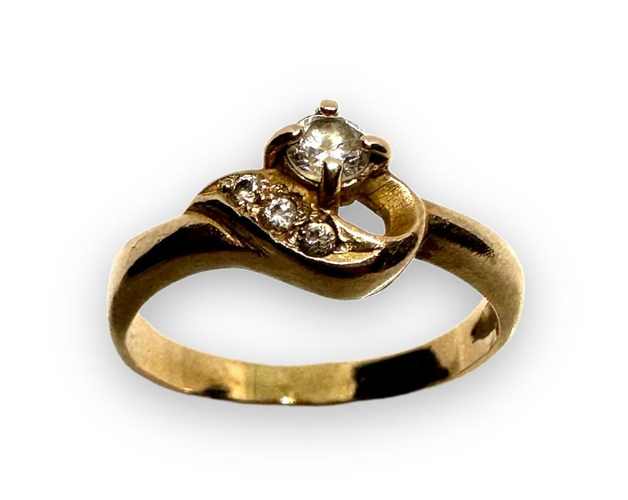 Кольцо из красного золота с цирконием (29861440) 1