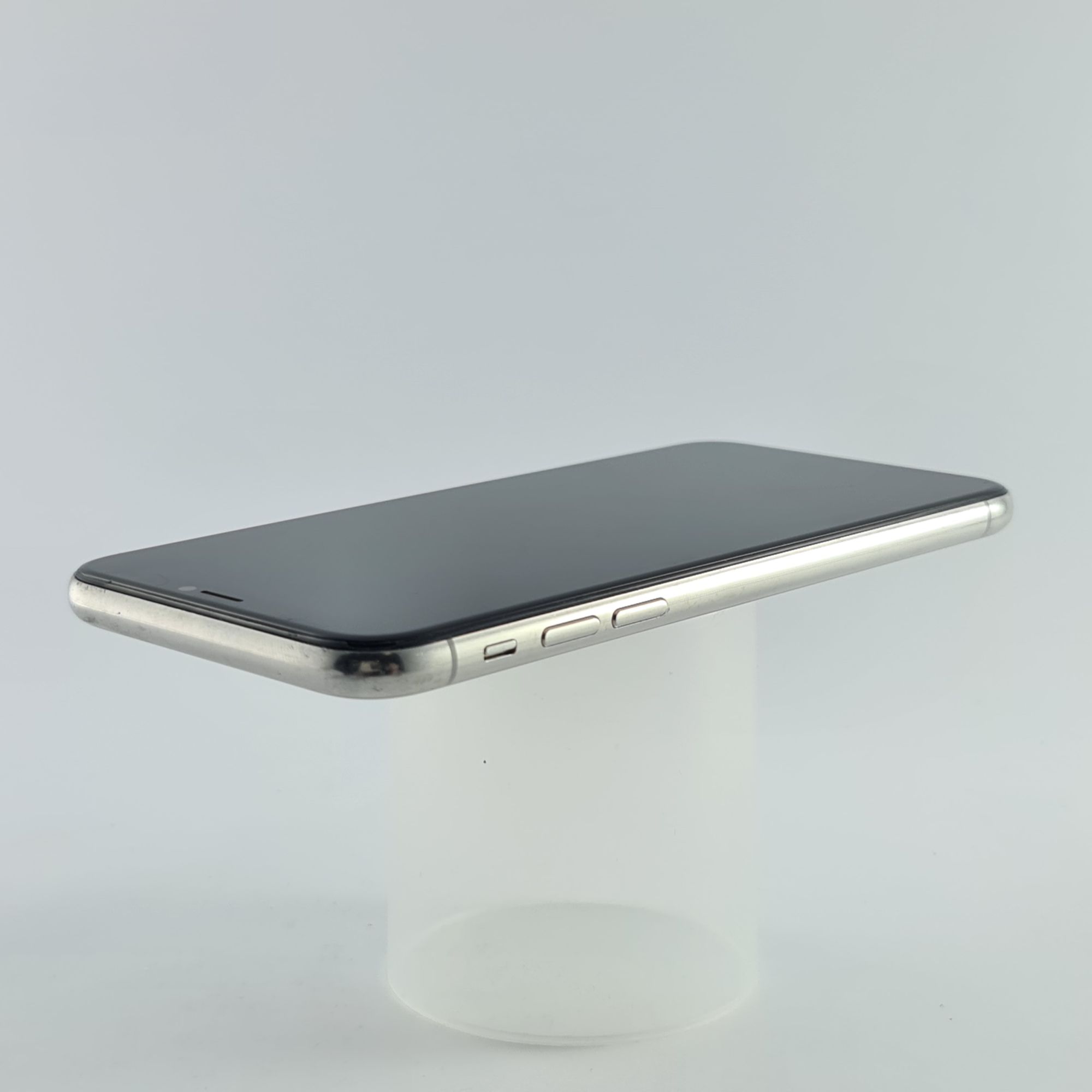 Apple iPhone X 64Gb Silver (MQAD2)  3