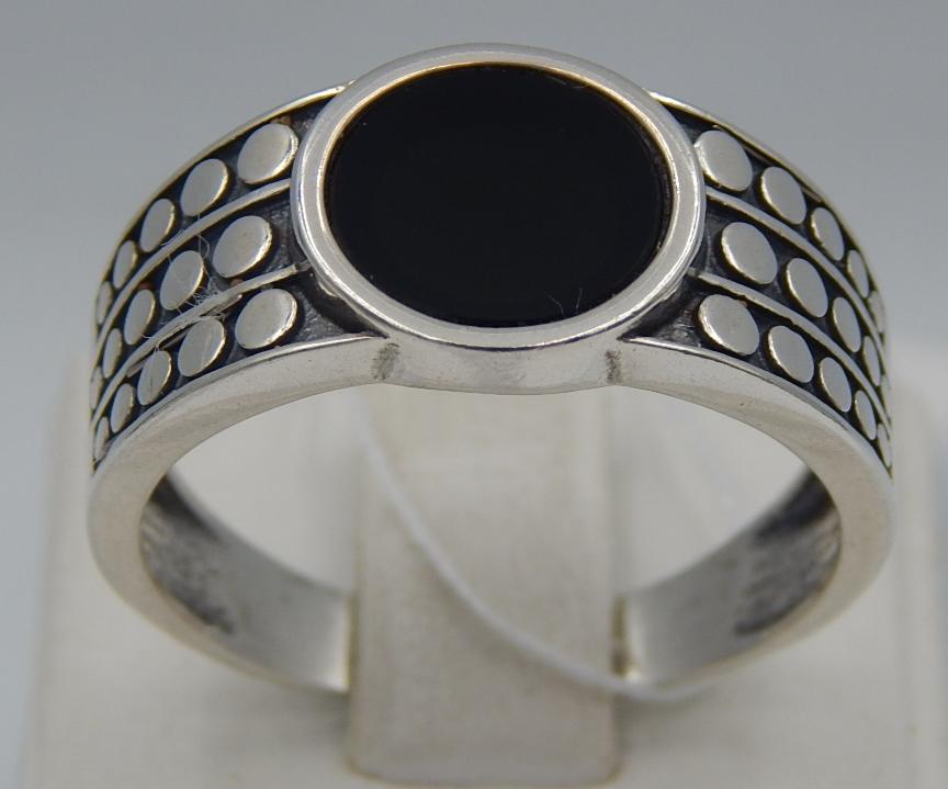Серебряное кольцо с ониксом (29252327) 0
