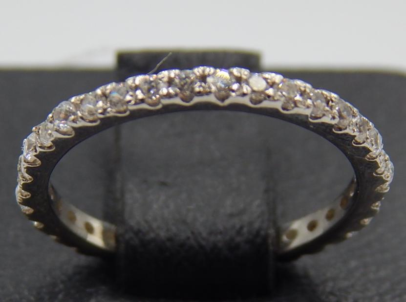 Серебряное кольцо с цирконием (31277504) 0