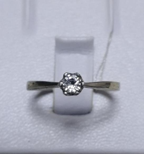 Серебряное кольцо с цирконием (31933747) 0