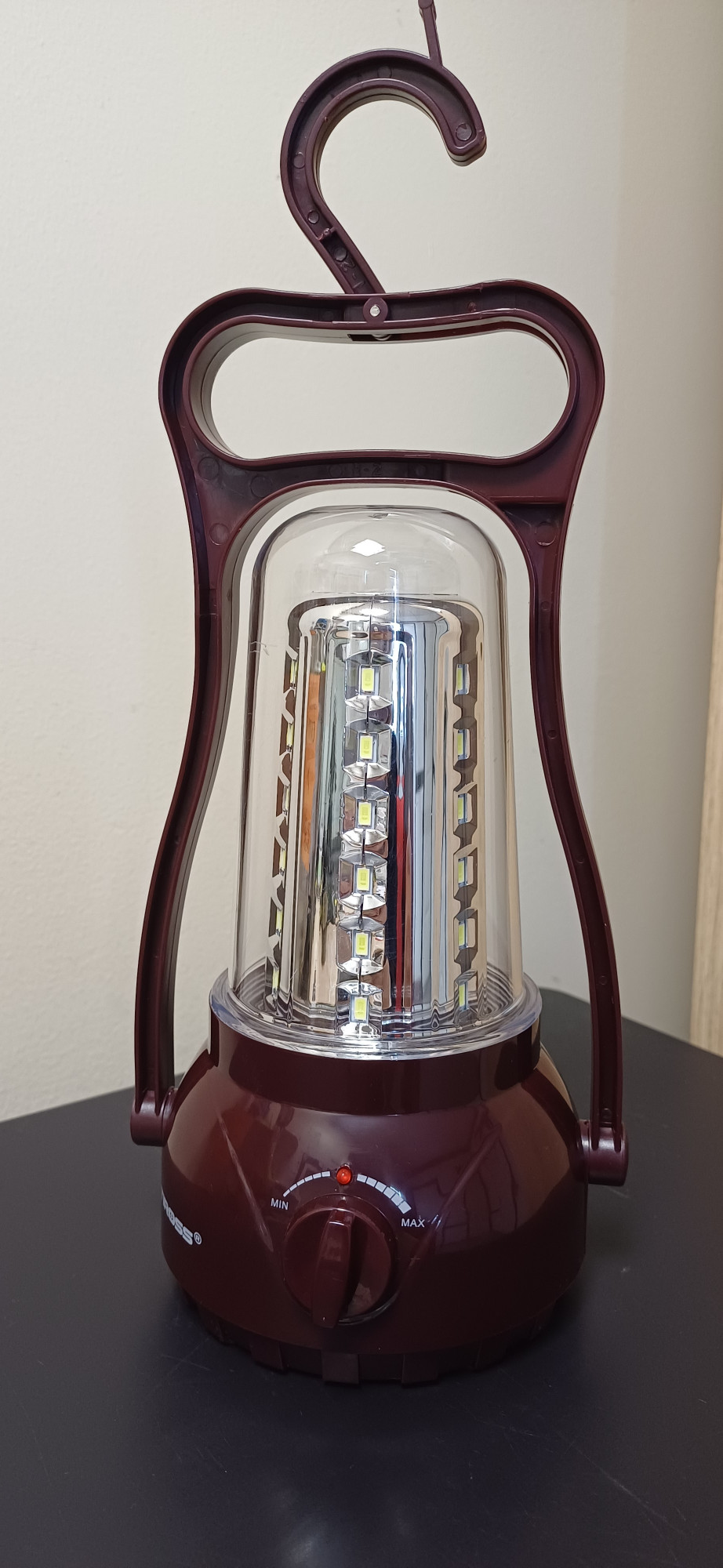 Фонарь-лампа Tiross TS-690-2 аккумуляторная 2