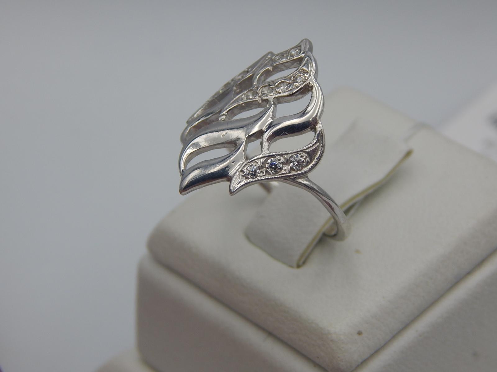 Серебряное кольцо с цирконием (30513540) 1