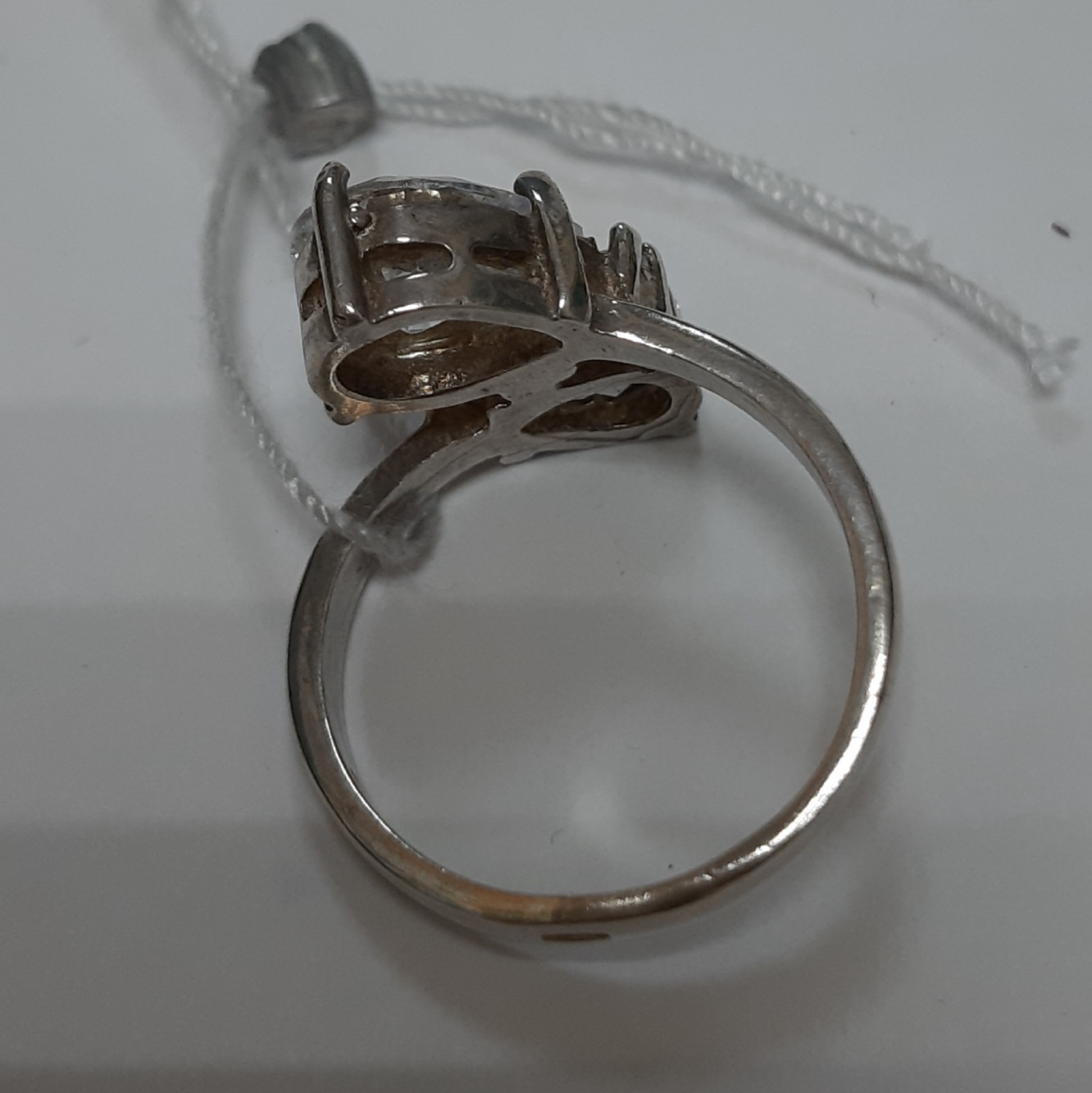 Серебряное кольцо с цирконием (30538418) 9