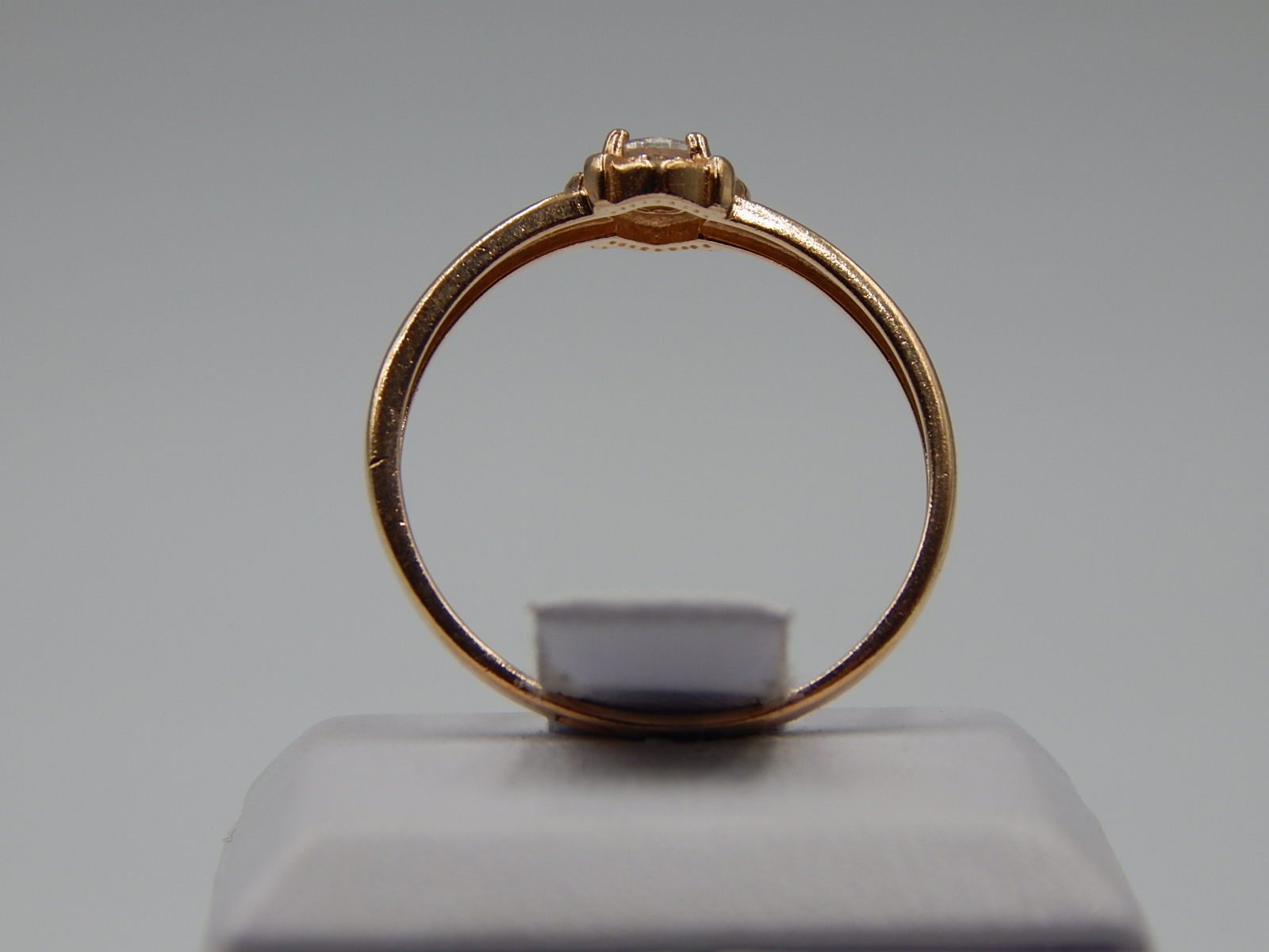 Кольцо из красного золота с цирконием (32376313)  4