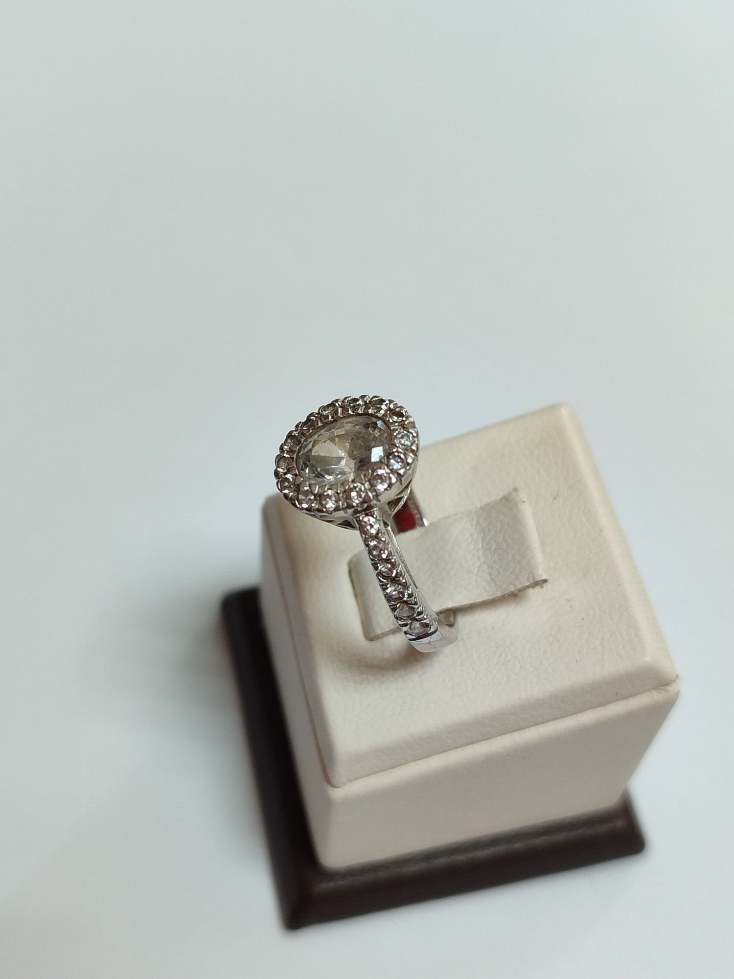 Серебряное кольцо с цирконием (33812024) 1