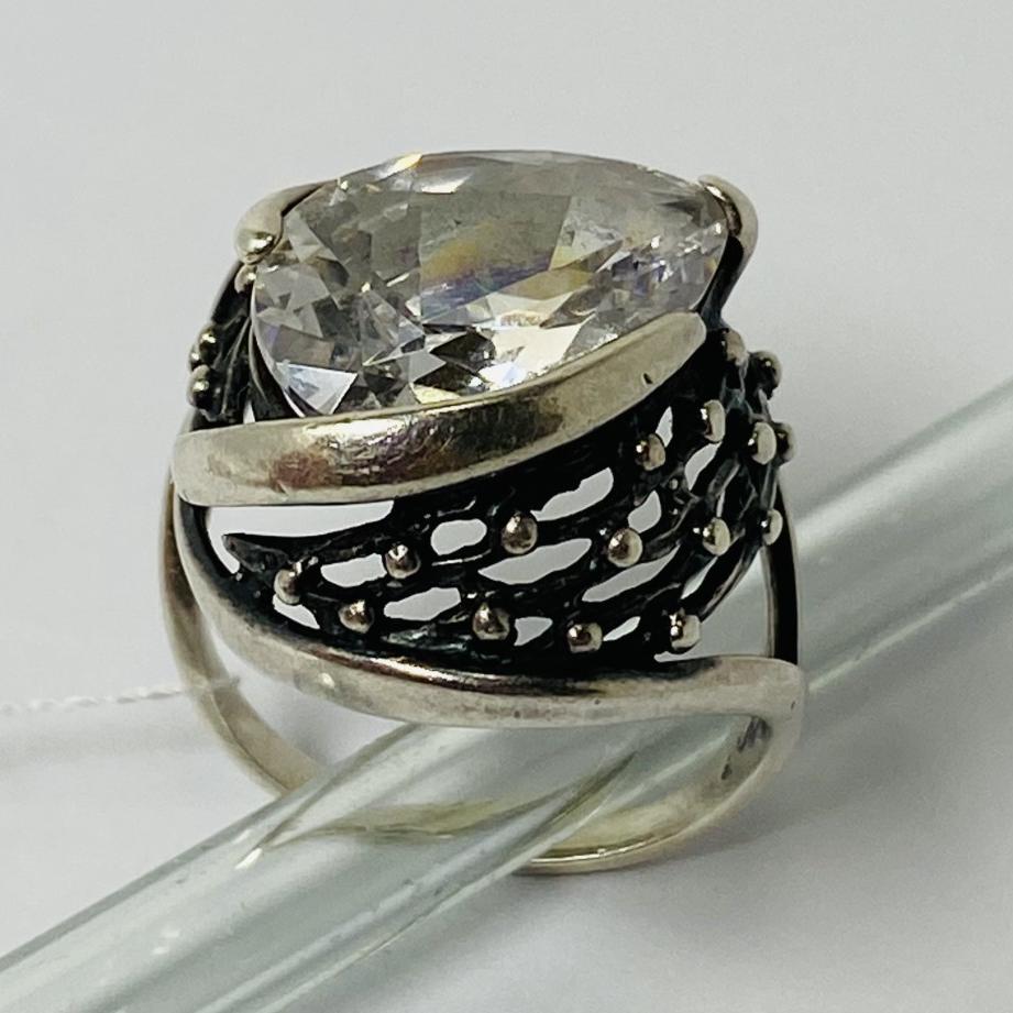 Серебряное кольцо с цирконием (33810957) 0