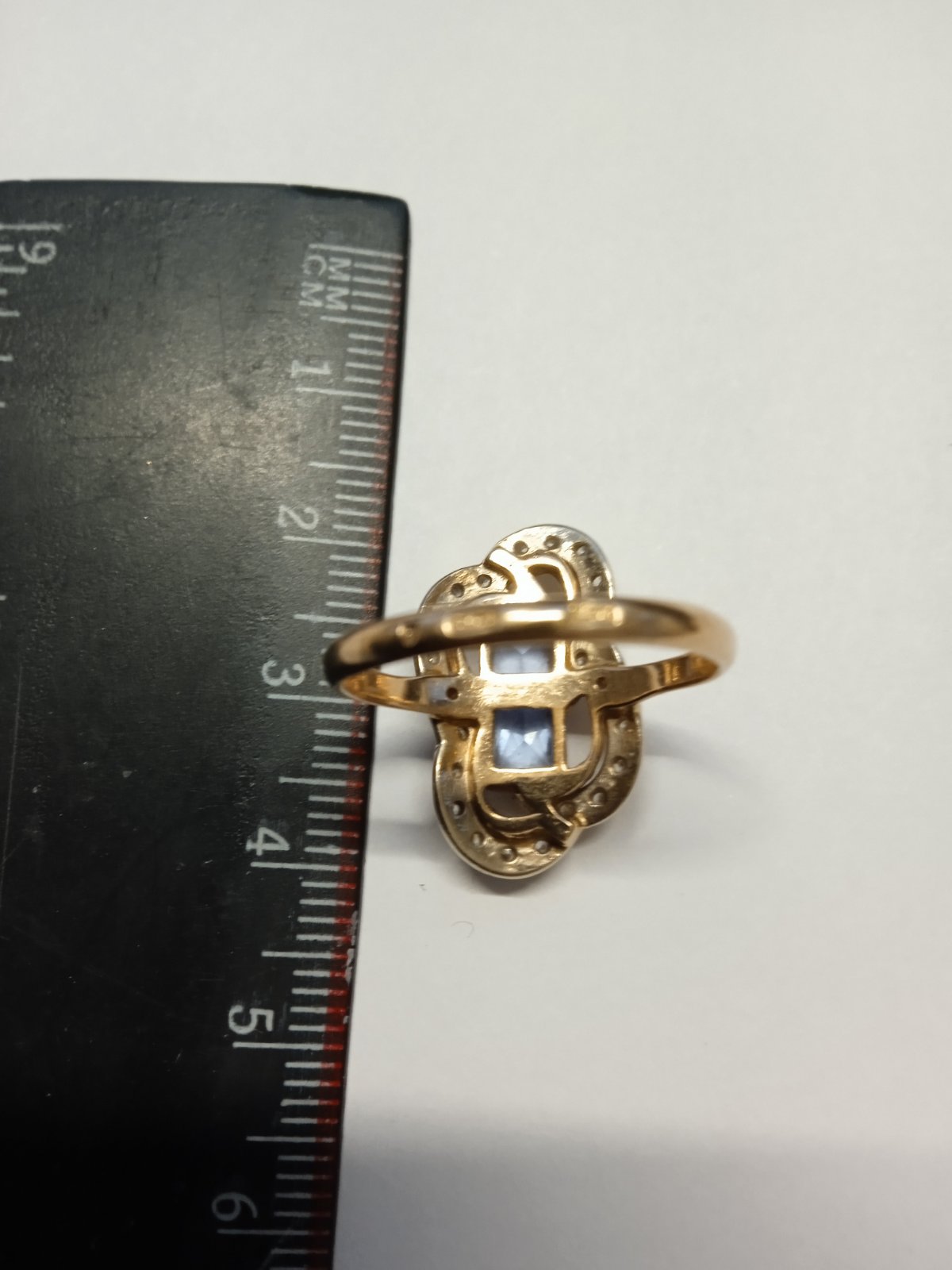 Кольцо из желтого и белого золота с цирконием (33101511) 2