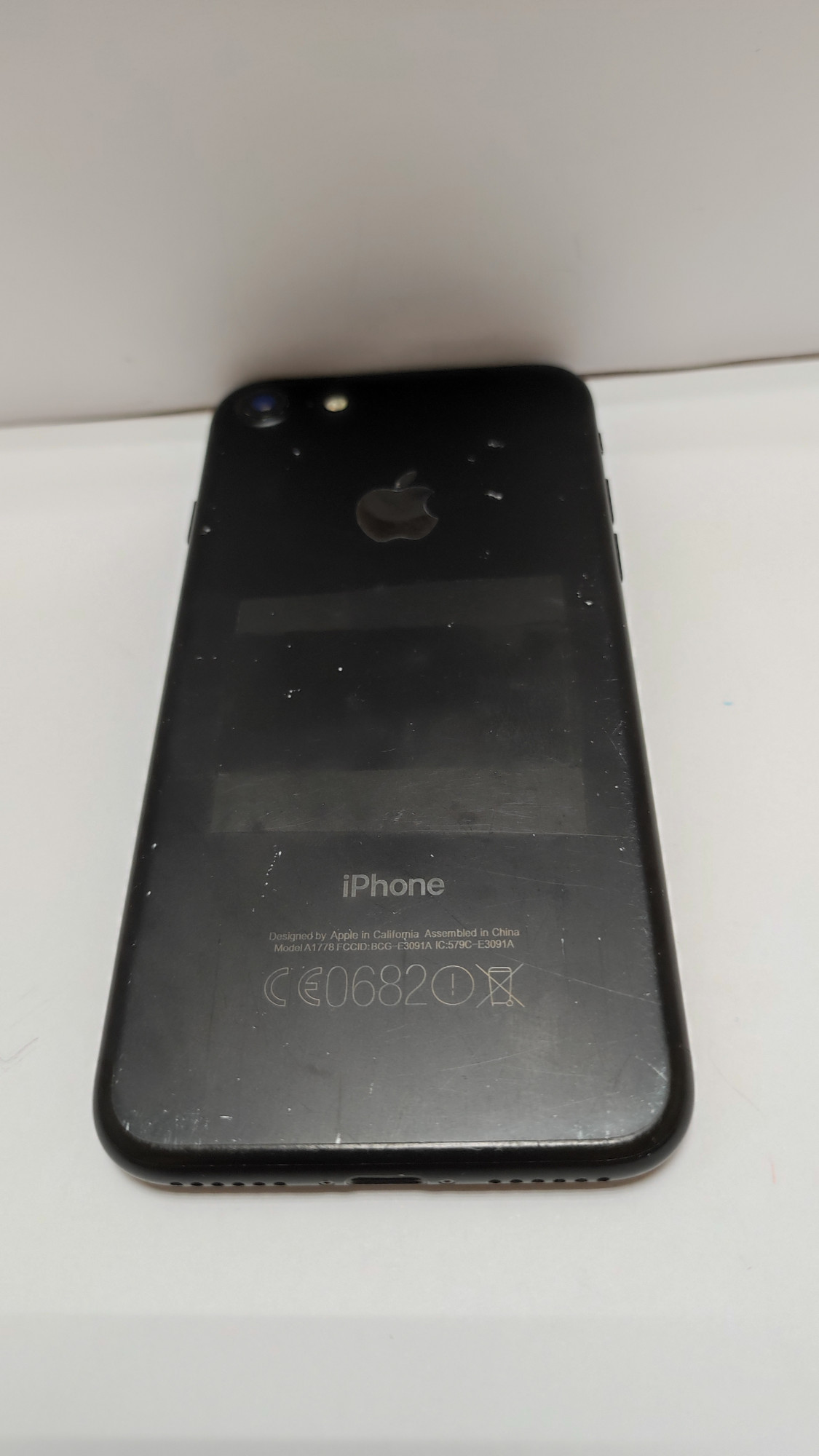 Apple iPhone 7 32Gb Black  1