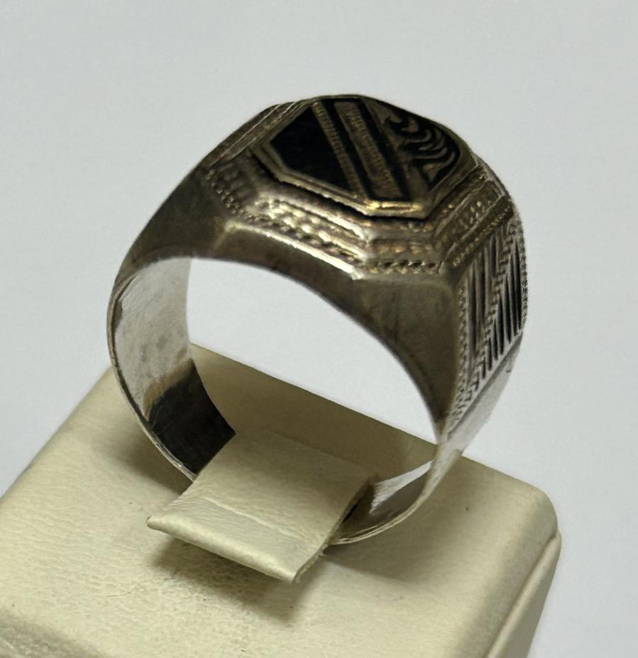 Серебряный перстень с эмалью (33694919)  2