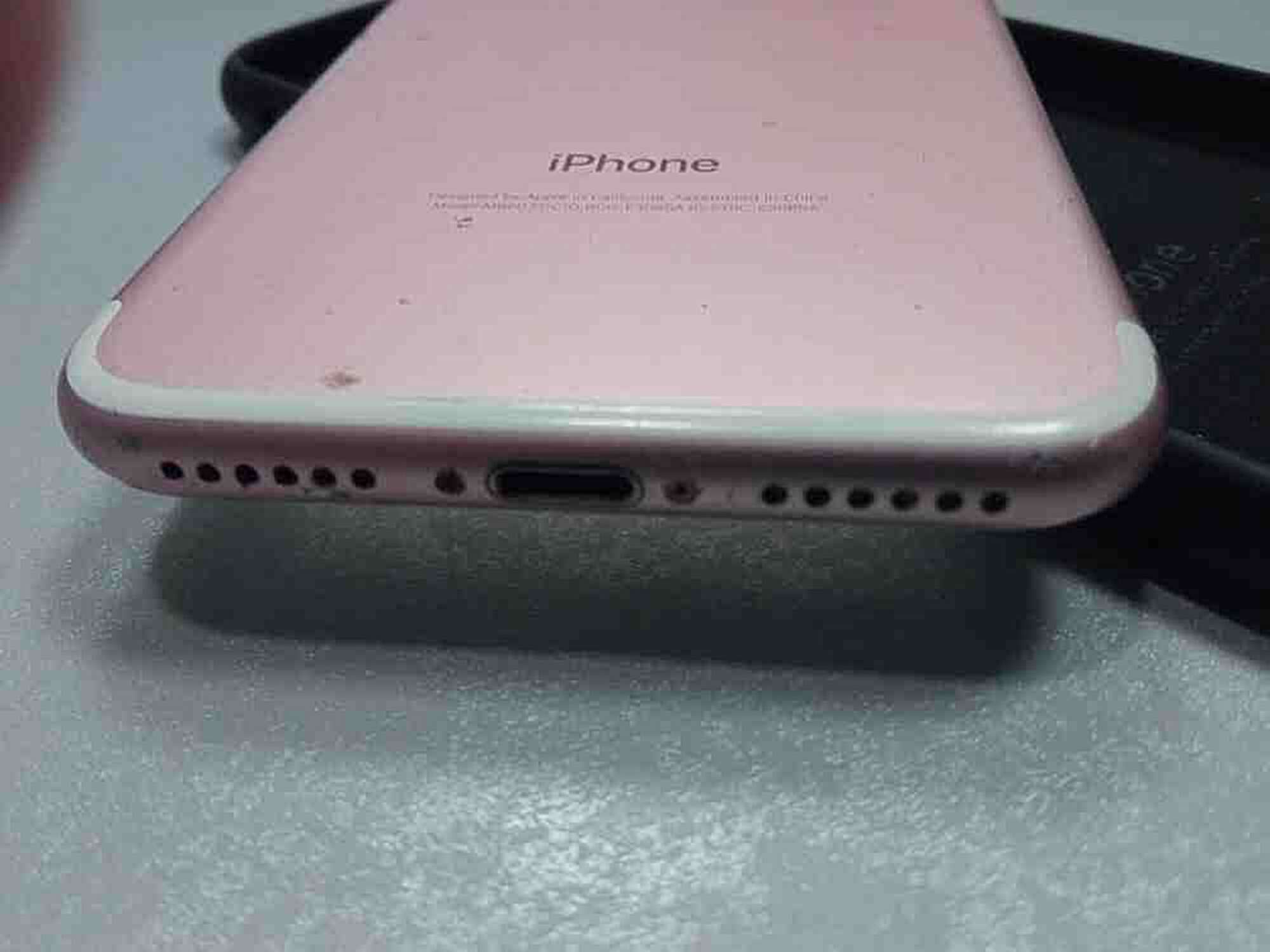 Apple iPhone 7 128Gb Rose Gold 8