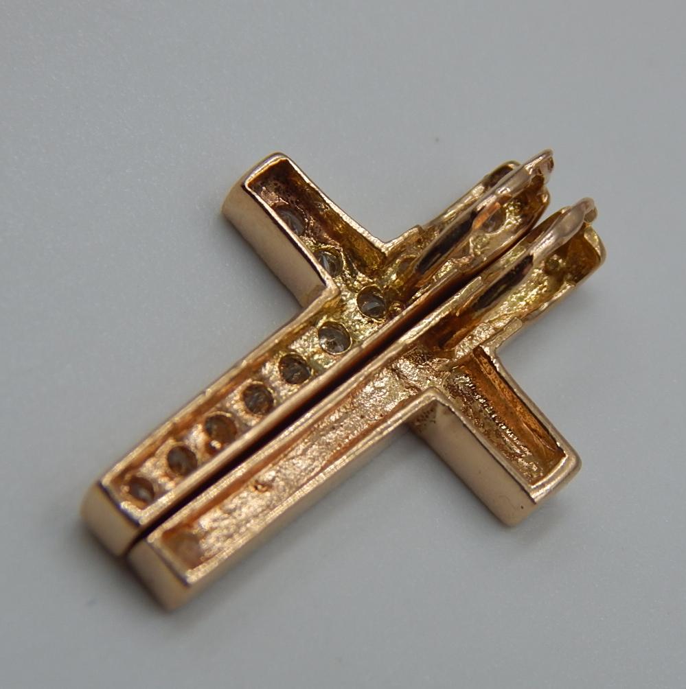 Підвіс-хрест з червоного золота з цирконієм (33652438) 1