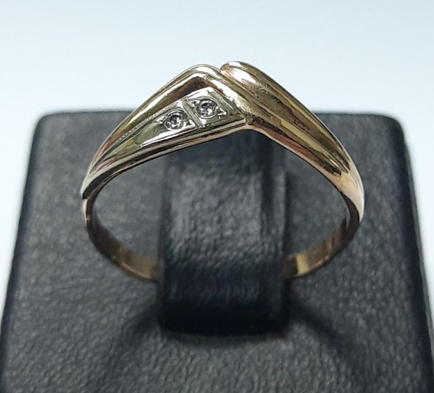 Кольцо из красного и белого золота с цирконием (33723127)  0
