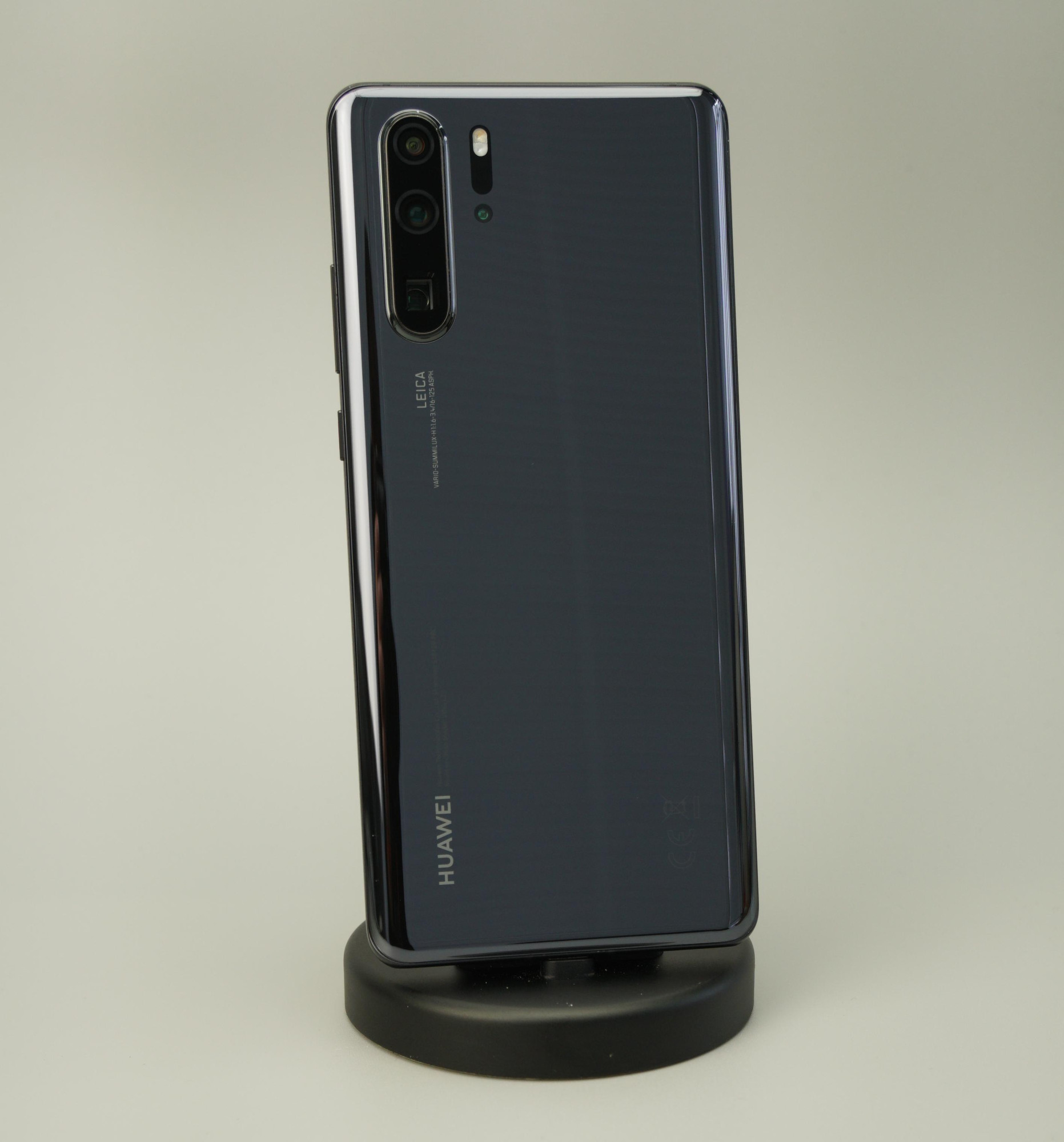 Huawei P30 Pro 8/256GB Black 1