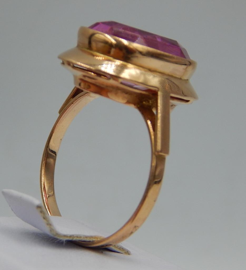 Кольцо из красного золота с корундом (30070924) 4
