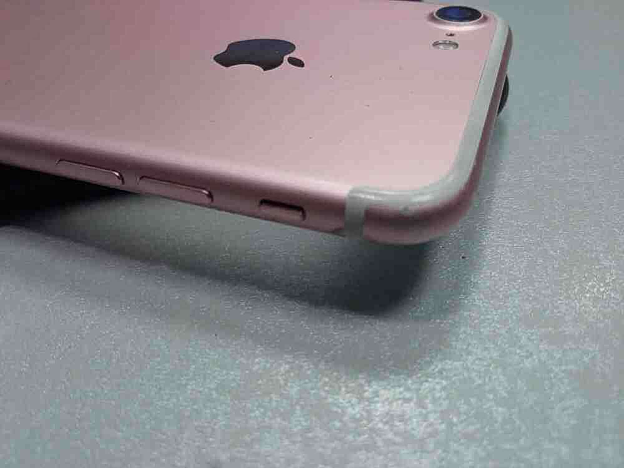 Apple iPhone 7 128Gb Rose Gold 9