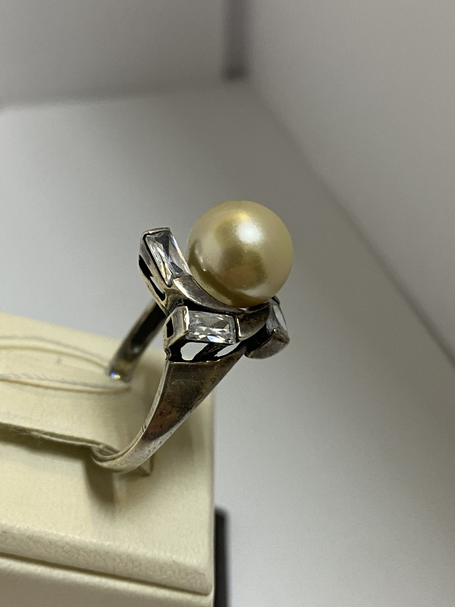 Серебряное кольцо с цирконием (33339010) 1