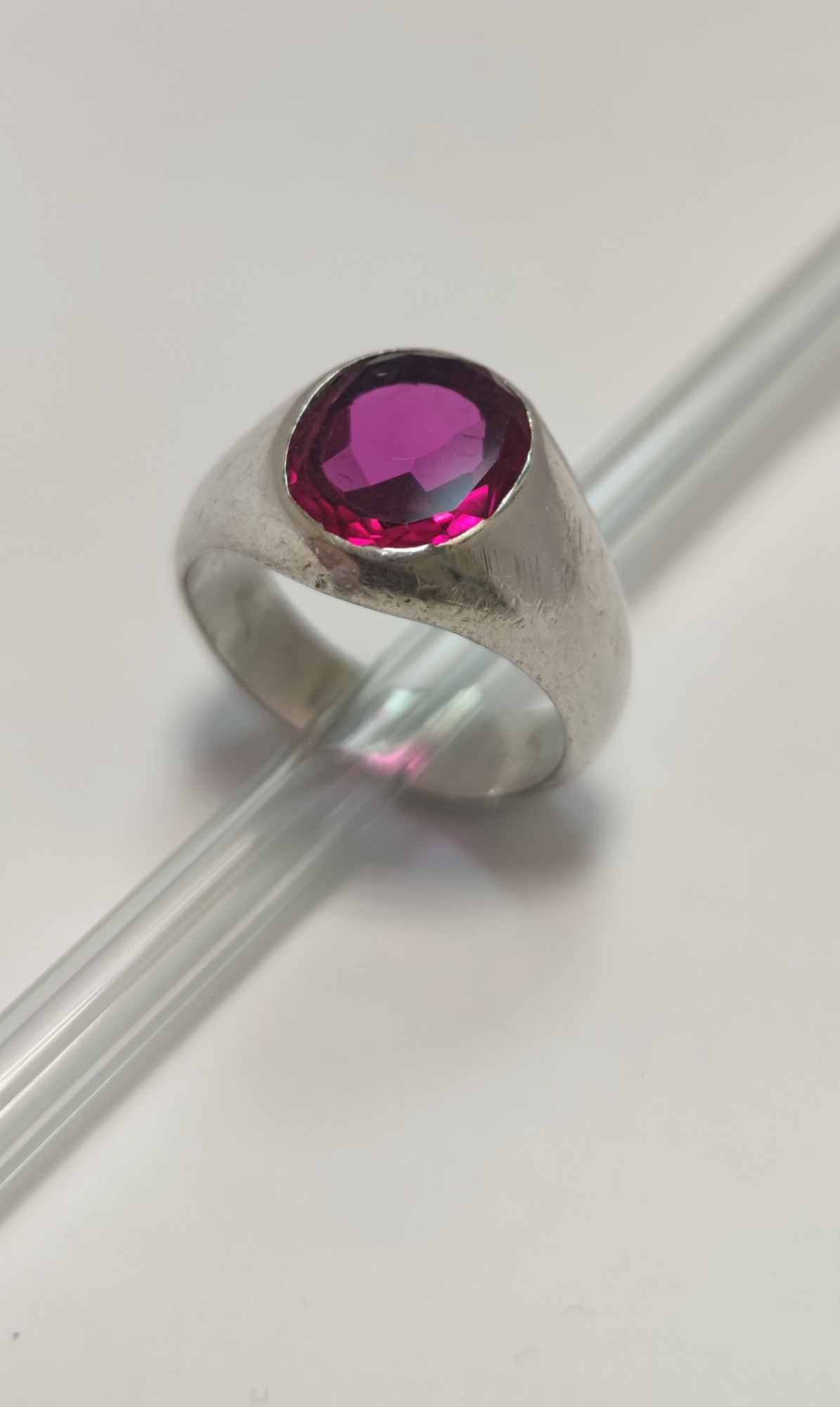 Серебряное кольцо с рубином (33484897) 1