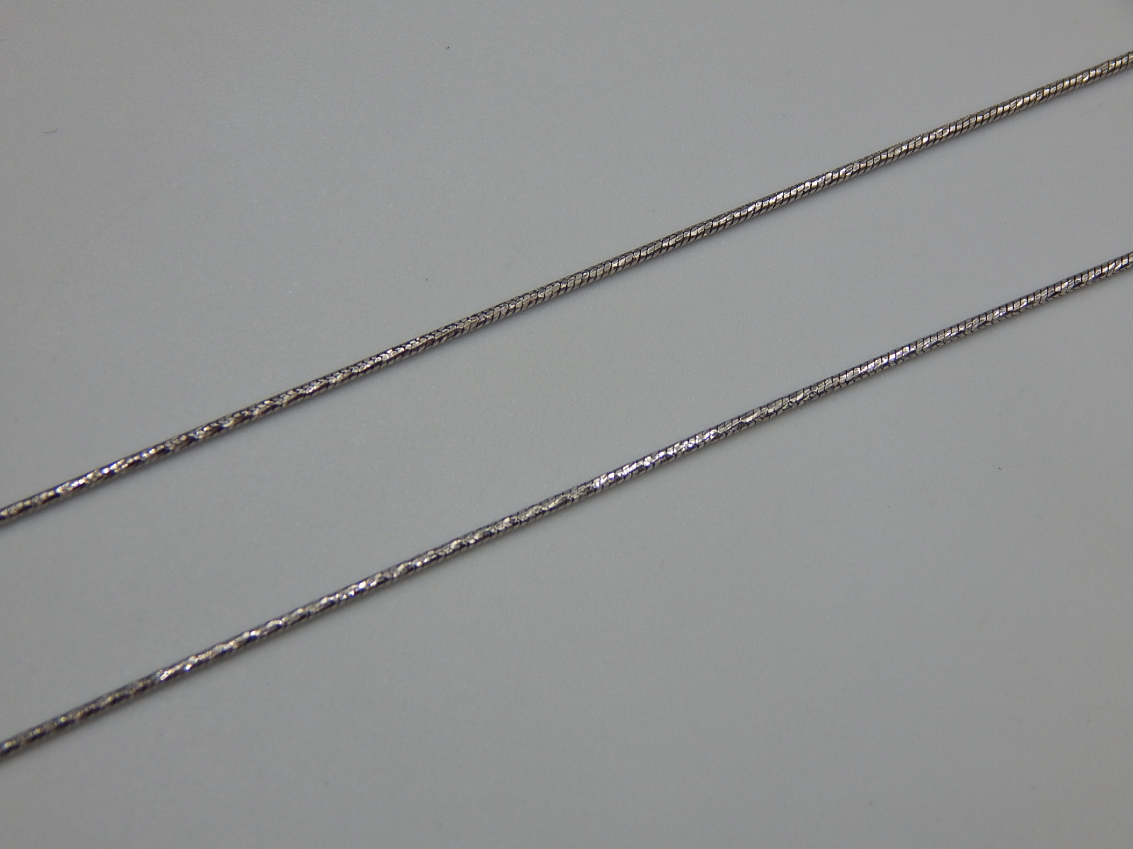 Срібний ланцюг із плетінням Снейк (33684993) 1