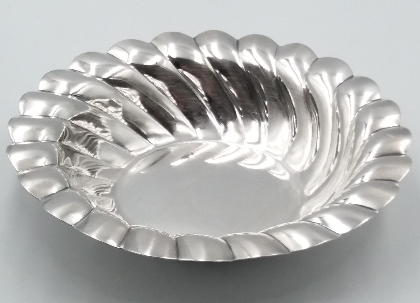 Серебряная тарелка (29856239) 0