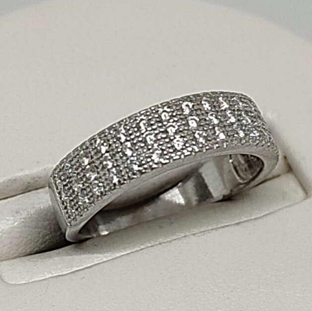 Серебряное кольцо с цирконием (33476231) 1