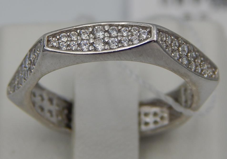 Серебряное кольцо с цирконием (28505047) 0