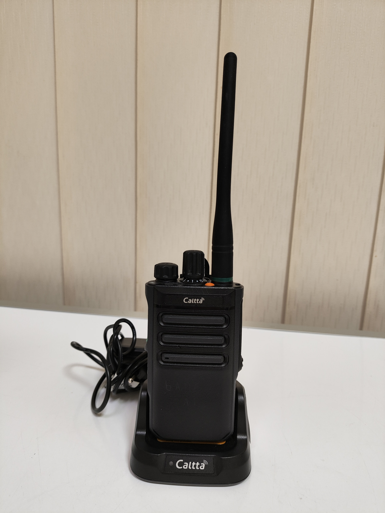 Портативная радиостанция Caltta PH600 VHF 0