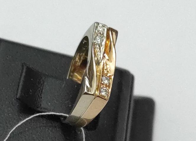 Перстень из красного и белого золота с цирконием (32289785)  2